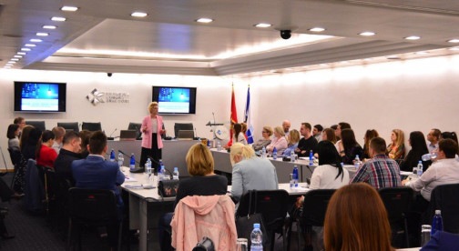 Chamber of Commerce topic of Presentation skills